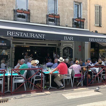 Café De Paris