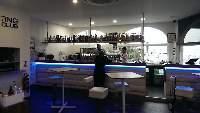 Yachting Club