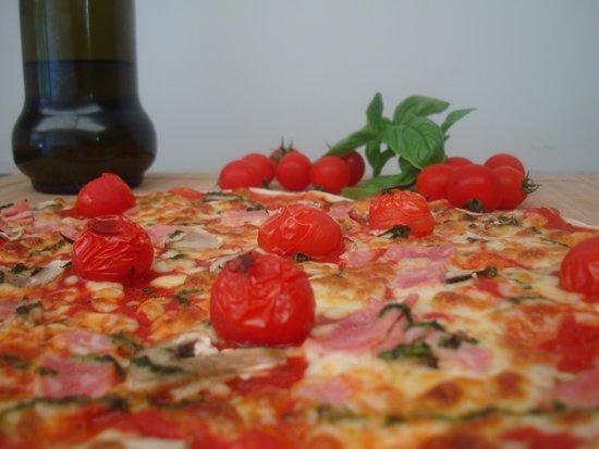 Lucky Pizza
