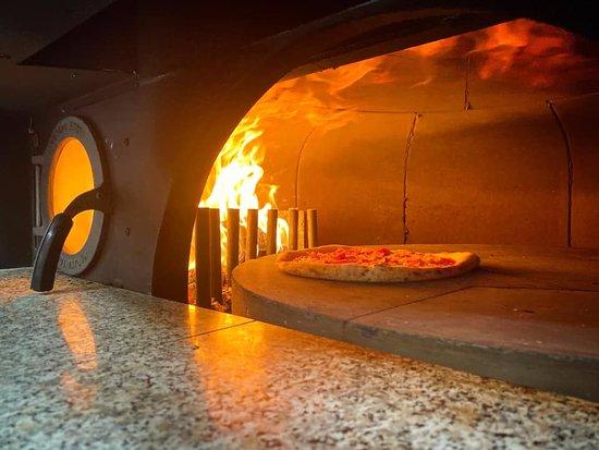 La Tour De Pizz