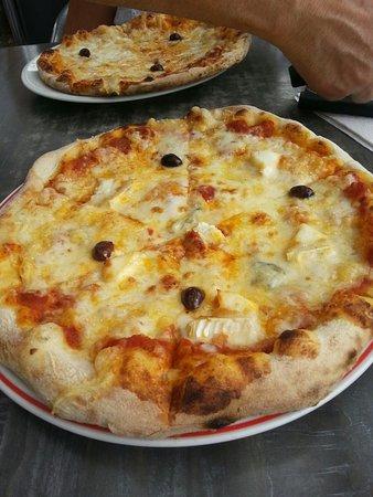 Tour De Pizz's