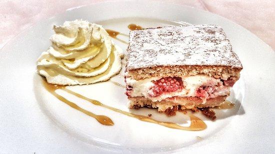 Le Mas de la Frigoulette Restaurant