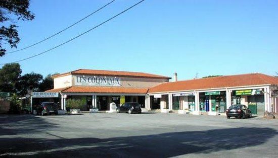 Les Coloniaux